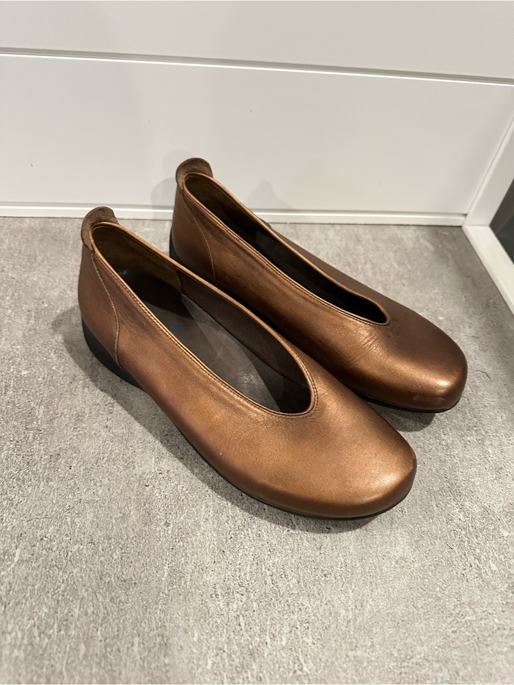 Wolly Women's Metallic Brown Leather Slip-On Flats Size 40 US Size 9